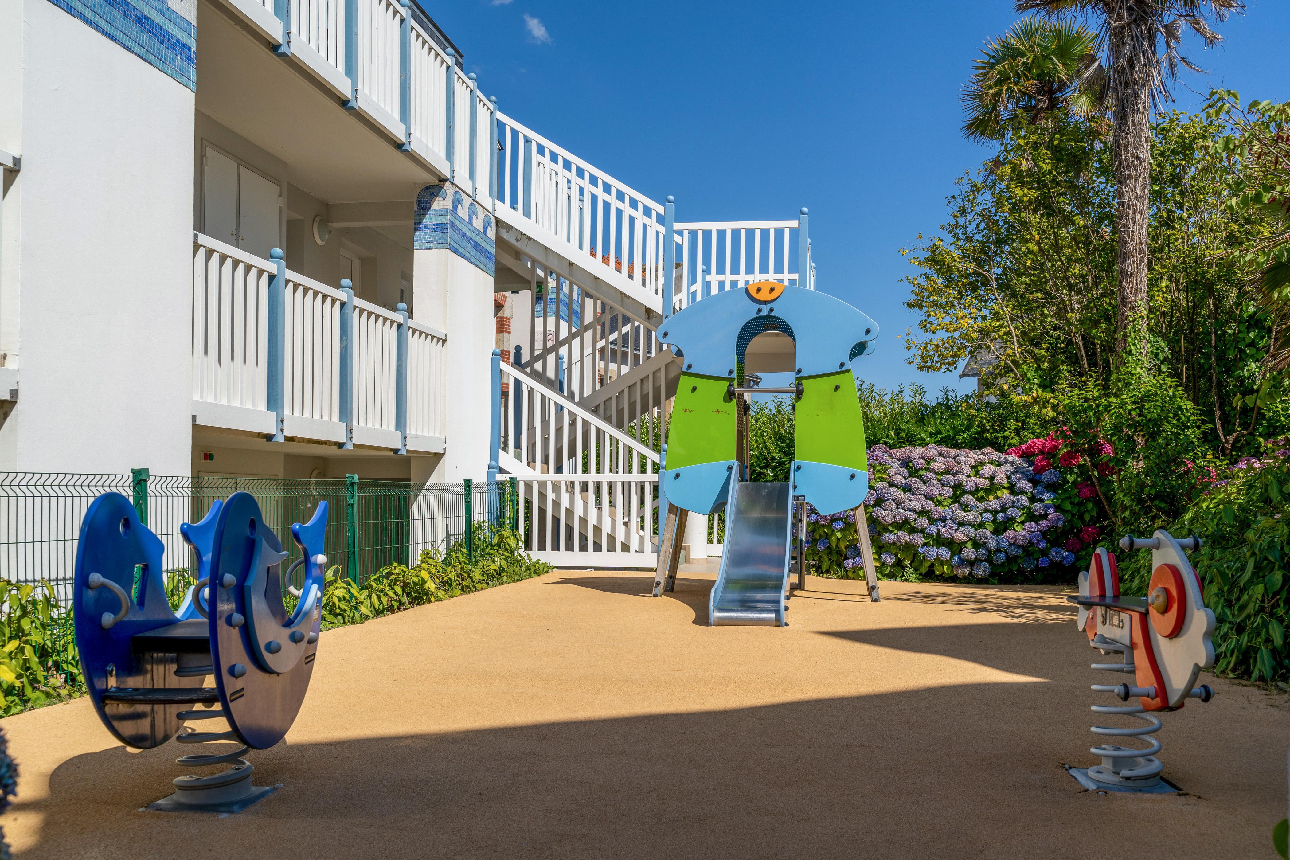 Residence Pierre & Vacances Premium Le Coteau Et La Mer Tréboul 外观 照片